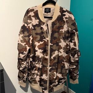Stylish Camouflage Bomber Jacket